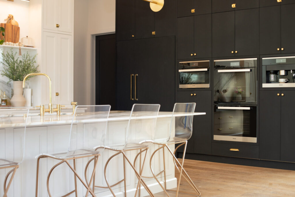 custom kitchen cabinets